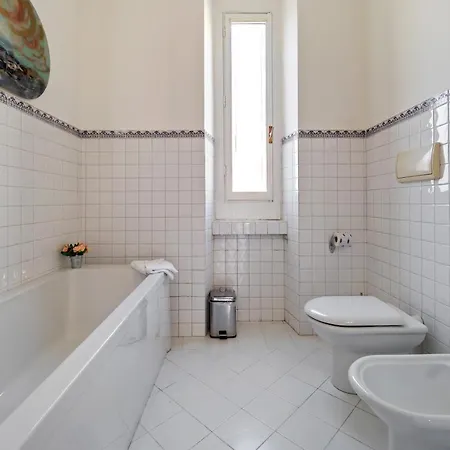 Apartment Rentopolis Uberti 12 Milan