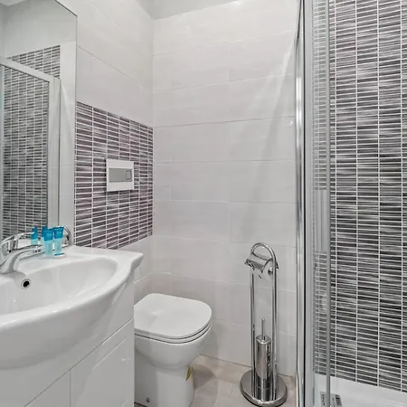 Apartment Rentopolis Uberti 12
