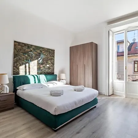 Rentopolis Uberti 12 Apartment